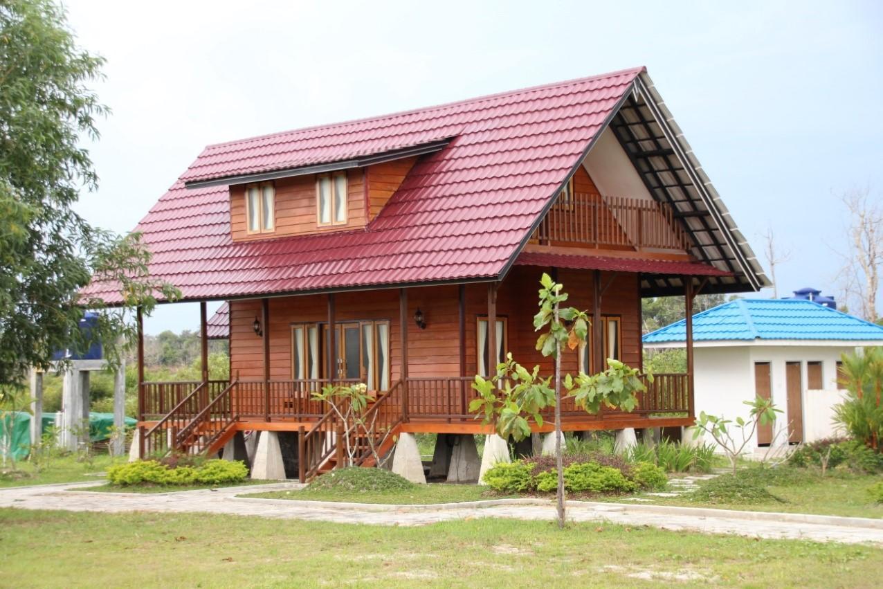 Pelangi Lake Resort Tanjung Pandan Eksteriør billede